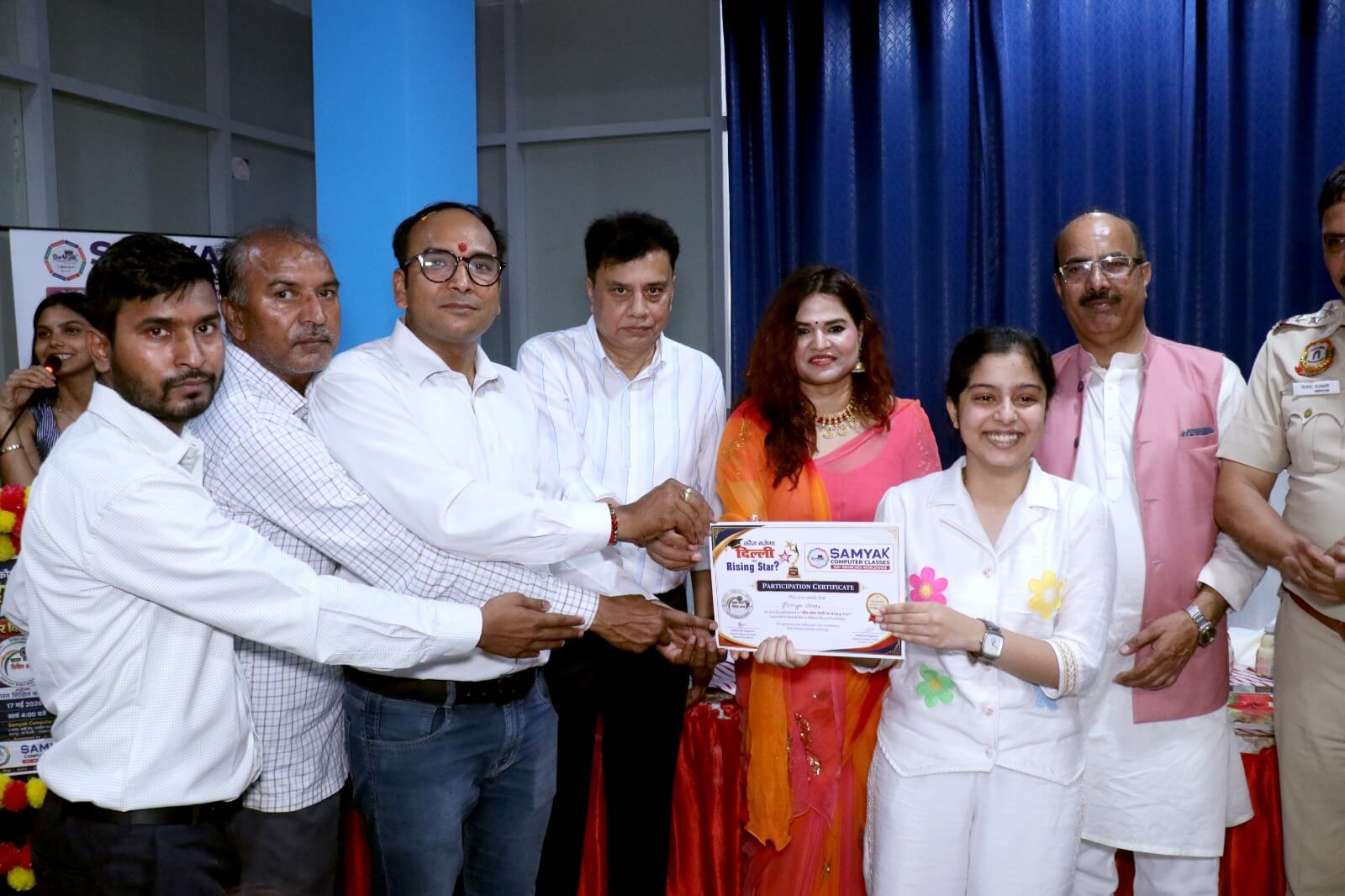 Delhi Rising Star Event - Certificate Distribution